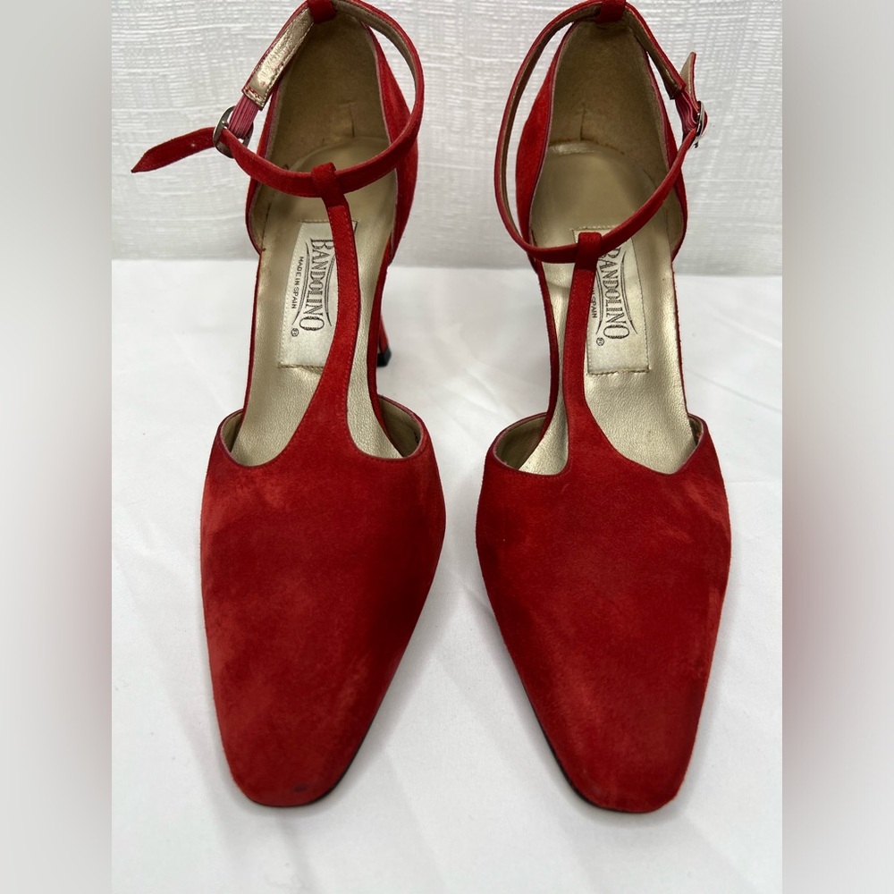 BANDOLINO women’s Red Suede stiletto strappy heels